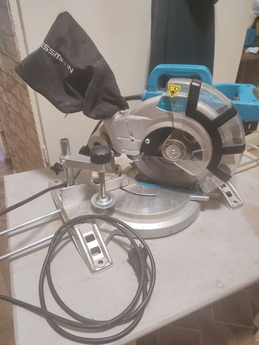 Продам Торцовая пила.