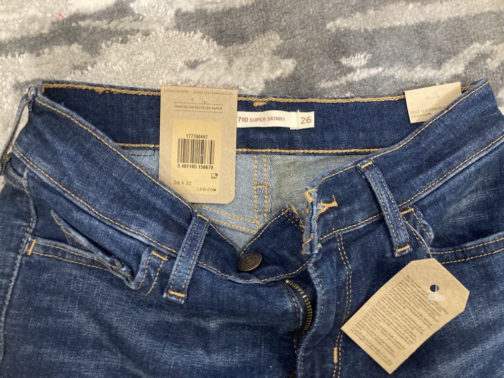 Джинси Levis оригінал жіночі 26 32