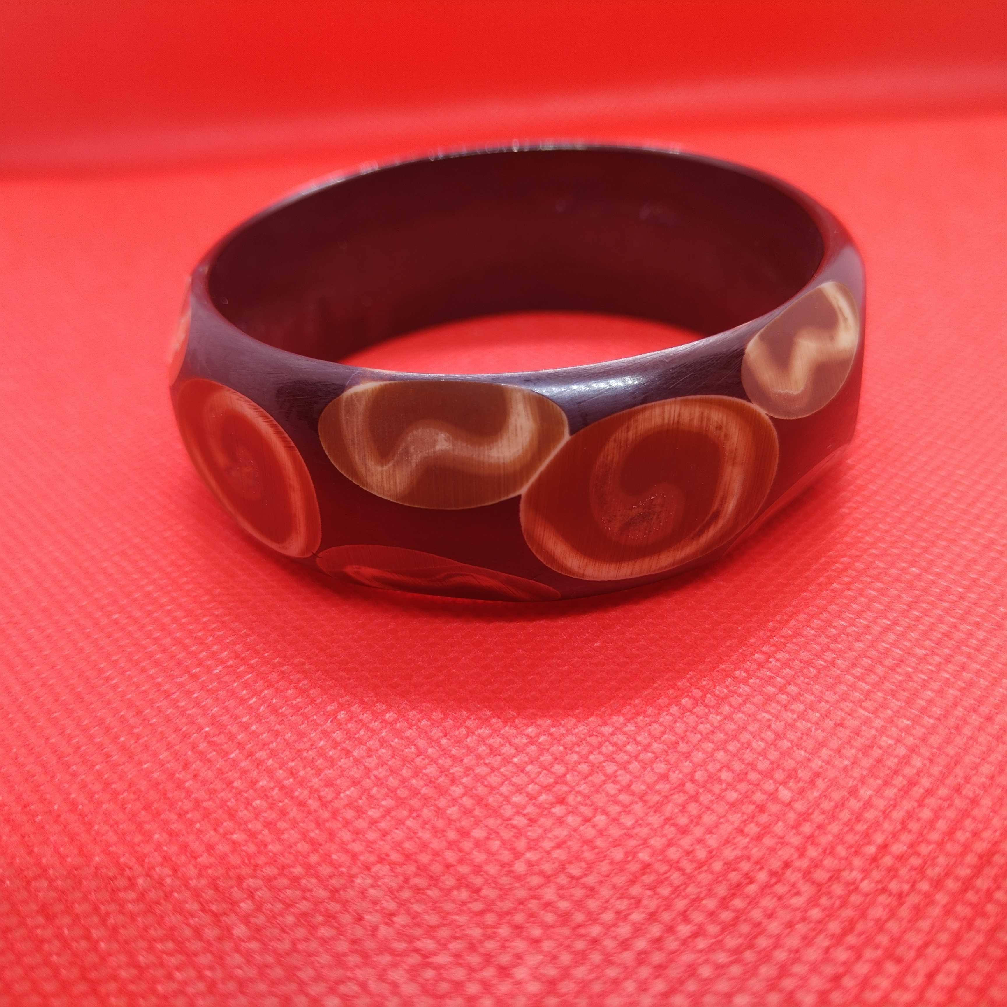 pulseiras (3) 1 unid- 3€; 2 unid- 4€; 3 unid- 5€