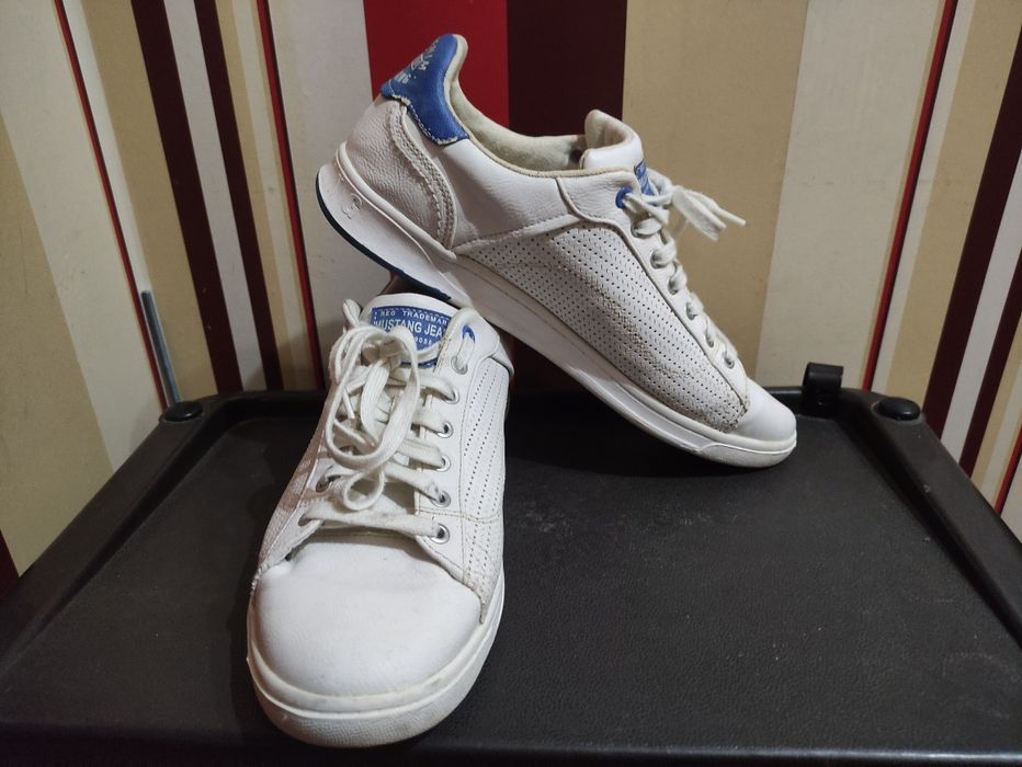 Кроссовки кожа 45р.(30см)