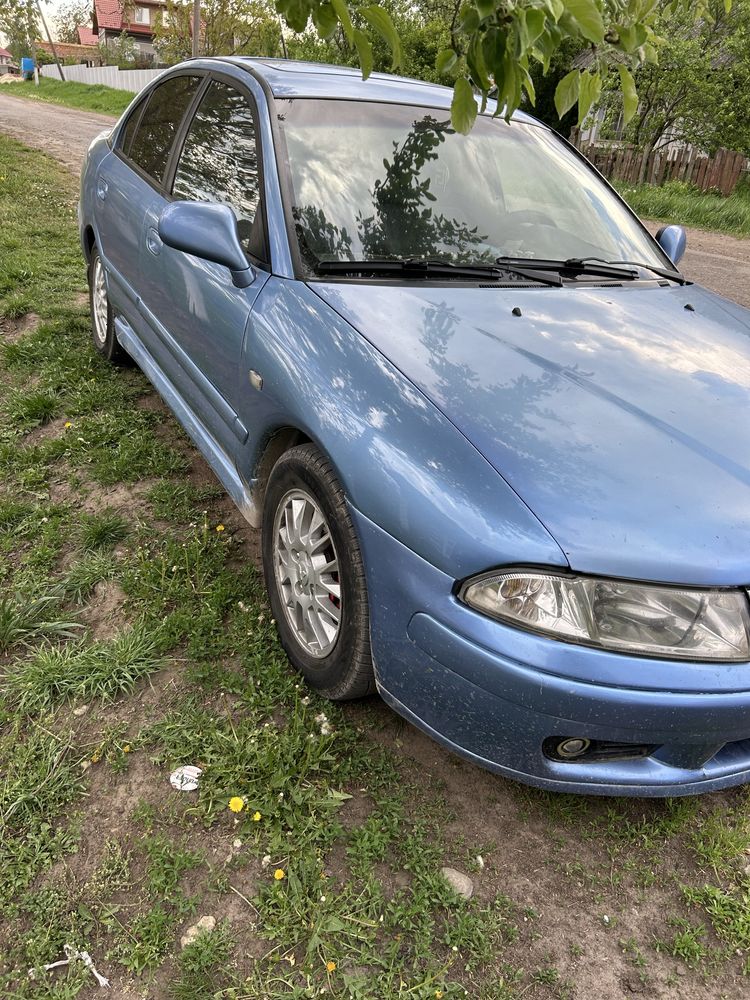 Продам машину у гарному стані