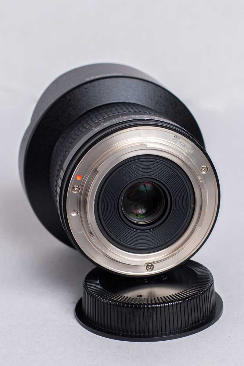 SAMYANG 14mm F2.8 (manual) - mocowanie Canon