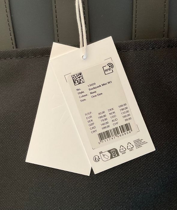 Mochila azul da Rains - NOVA