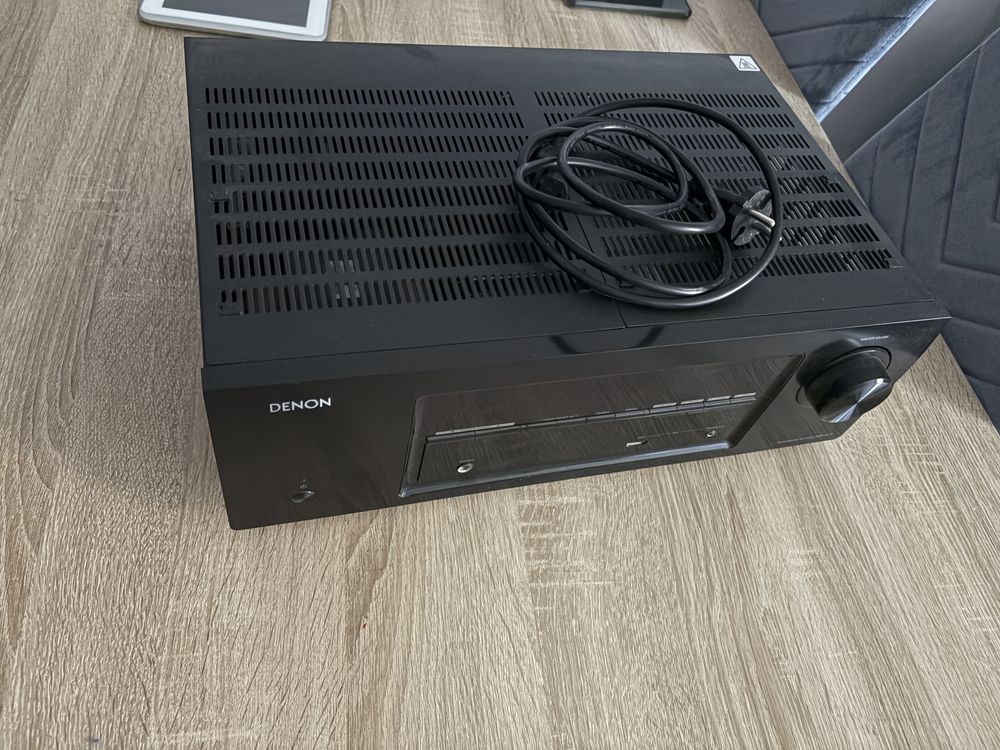 Wzmacniacz Denon AVR-1513.