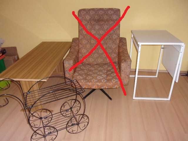 Stół ze wstawką / bez krzeseł /