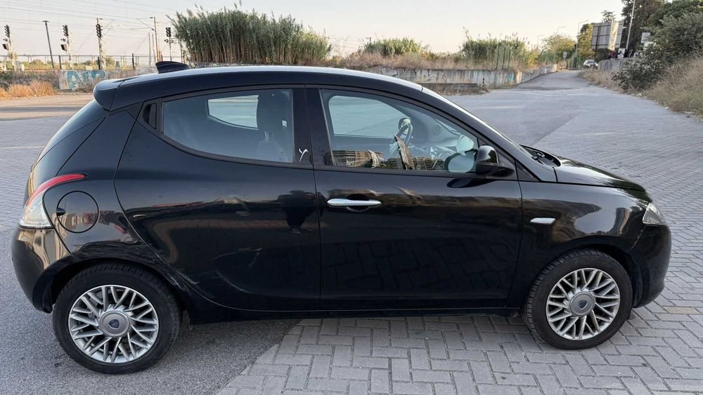 Lancia Ypsilon 1.3 Multijet Gold 2011 – 104.389 km