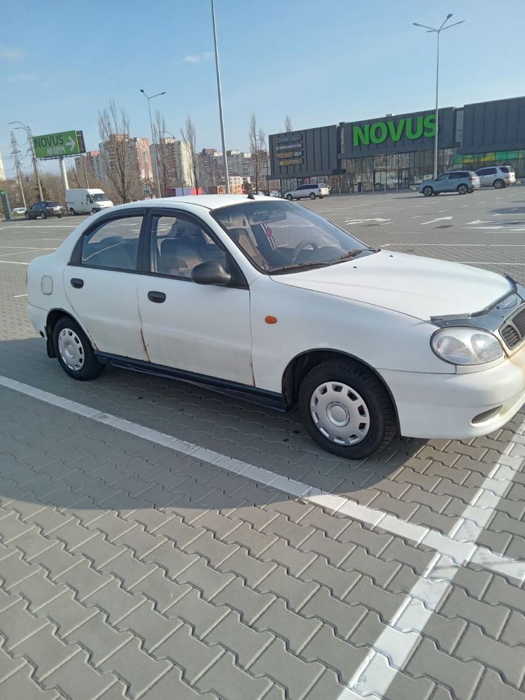 Продам автомобіль Daewoo Lanos