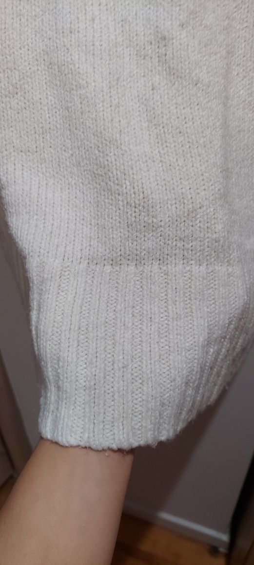 Kremowobiały gruby sweter Tu rozmiar M 38