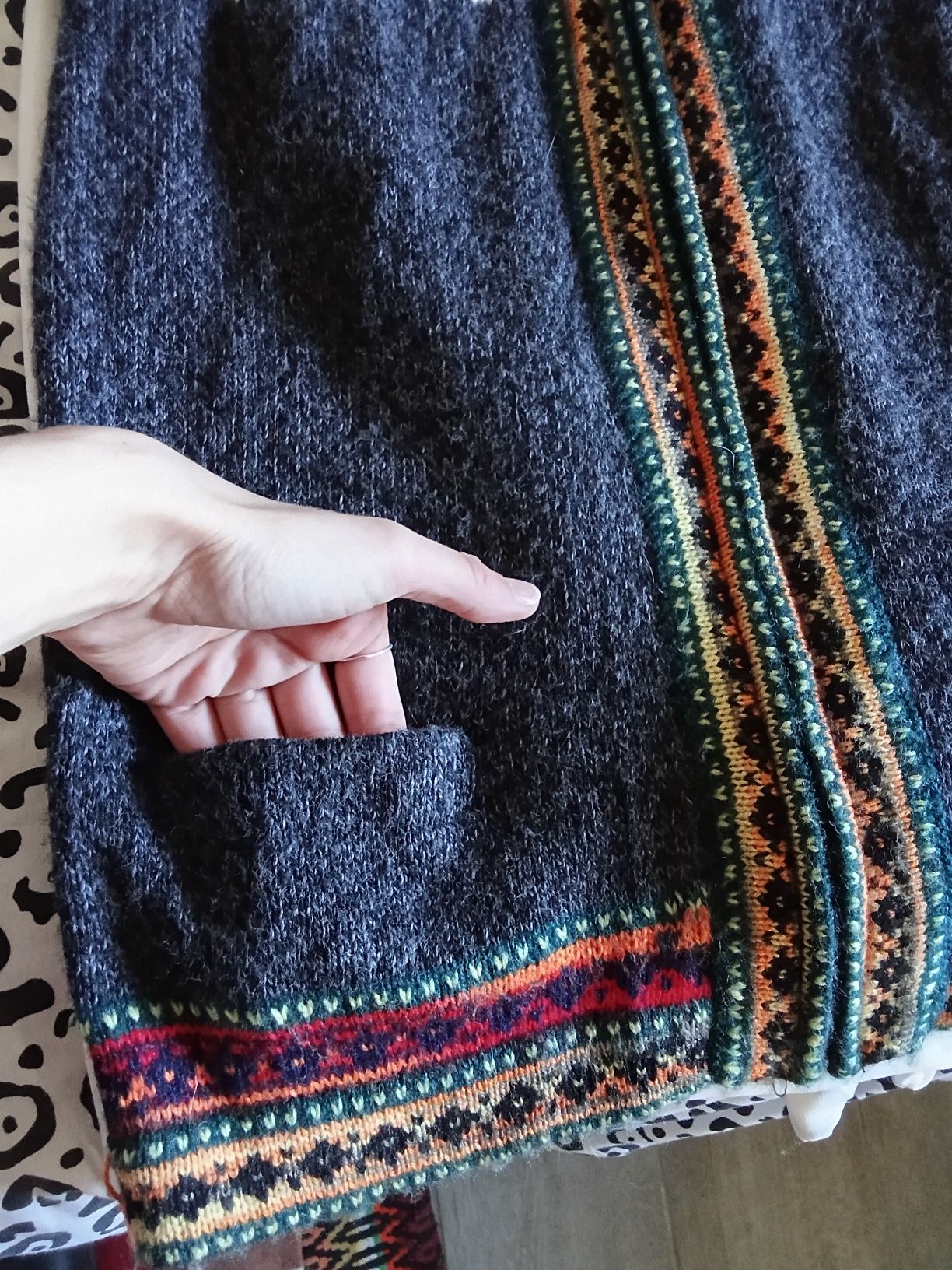 Vendo várias peças lã. Em bom estado e muito quentinhas!