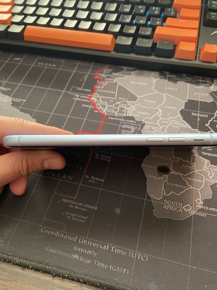 Iphone XR 256gb IOS 18