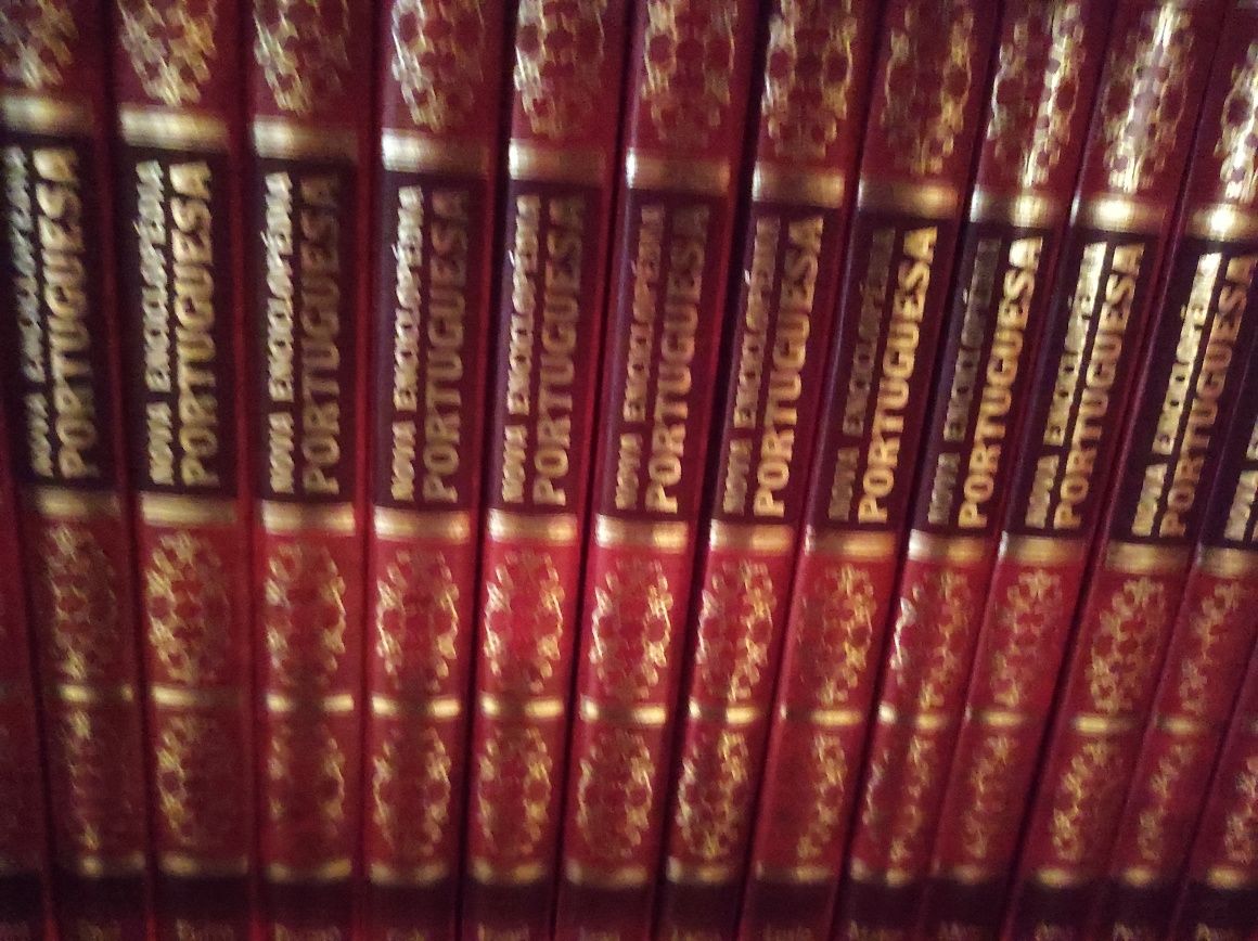Vários livros clássicos