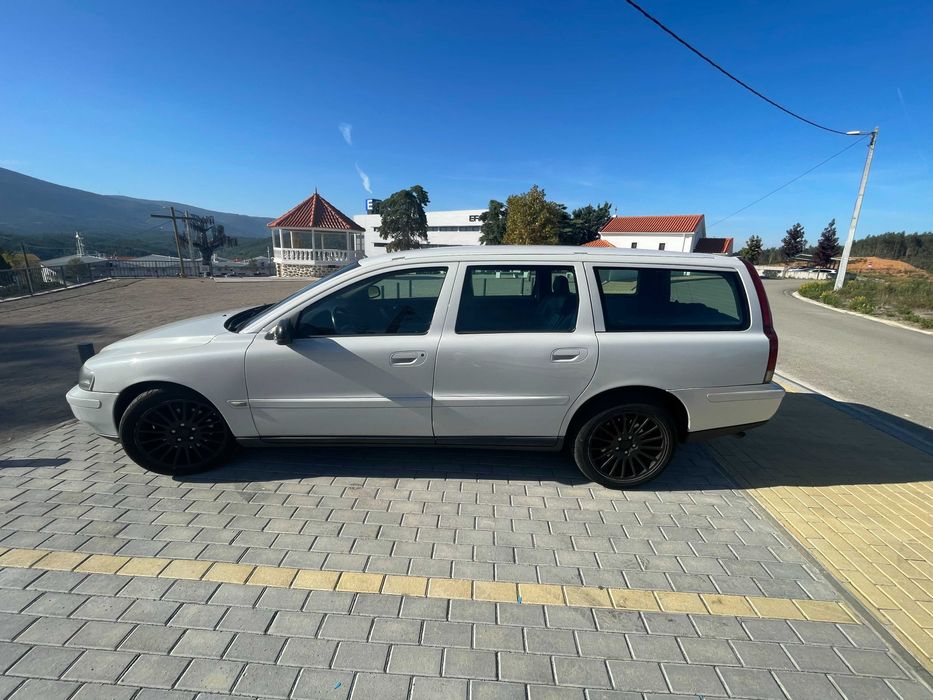 Volvo V70 2.4 D5