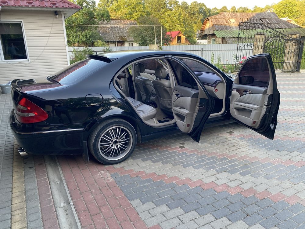 Mersedes-benz E-200