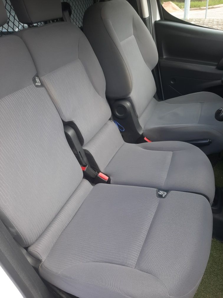 Peugeot partner 1.6 hdi de 3lugares