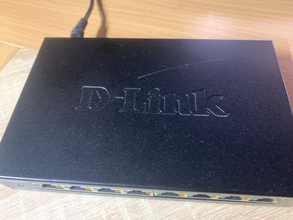 D-link DGS-108 switch