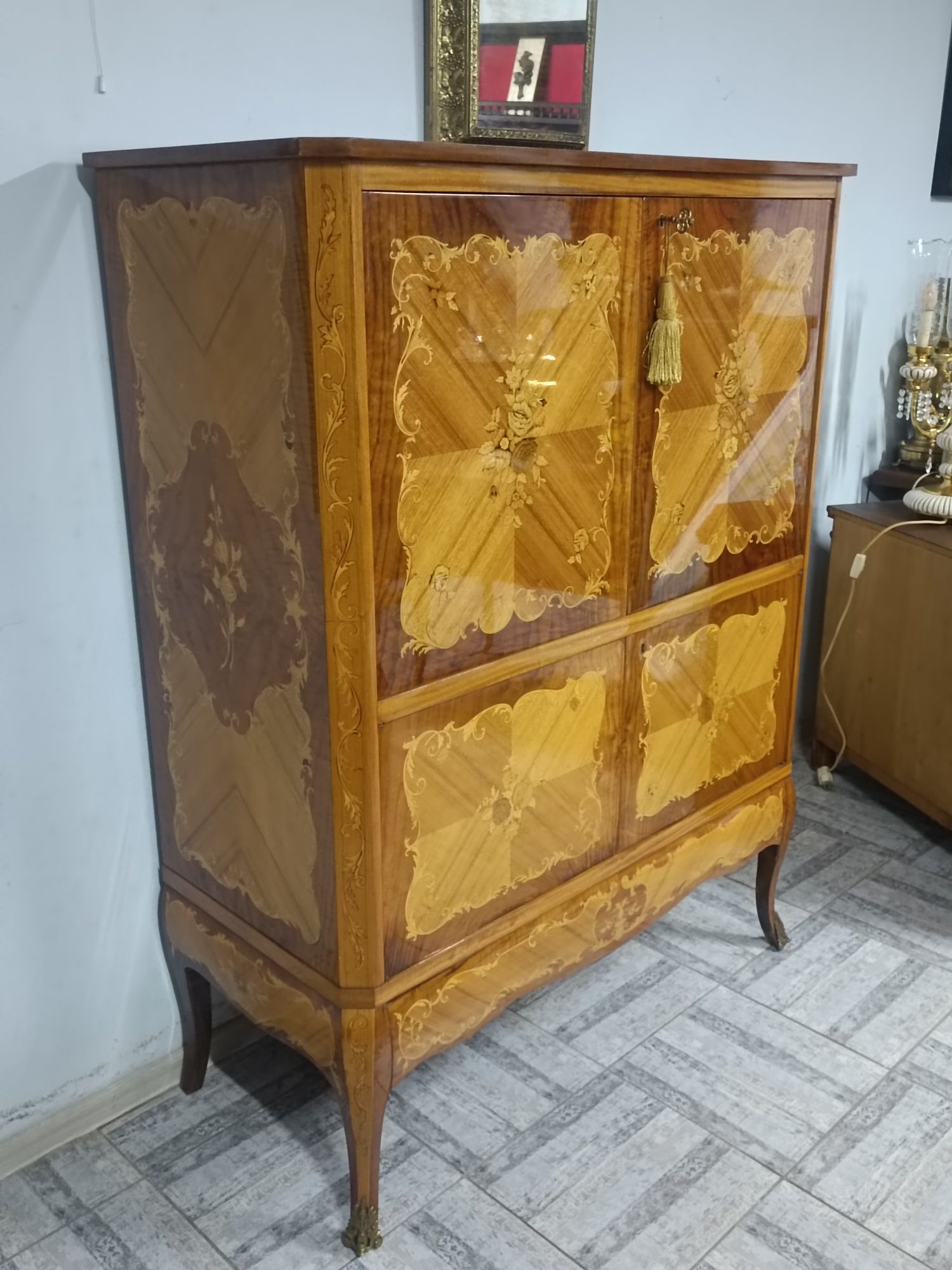 Інкрустована Шафа,  комод, тумба