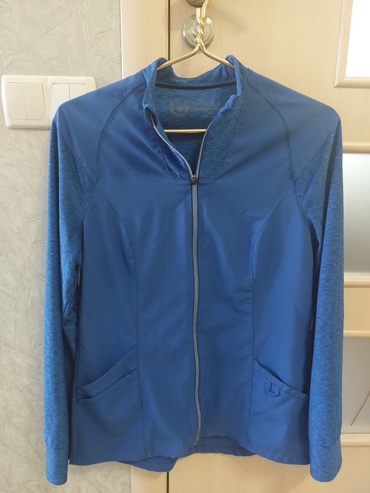 Спортивная курточка, сост.новой