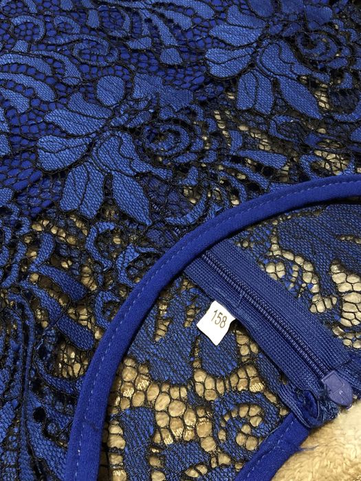 Плаття з ремінцем