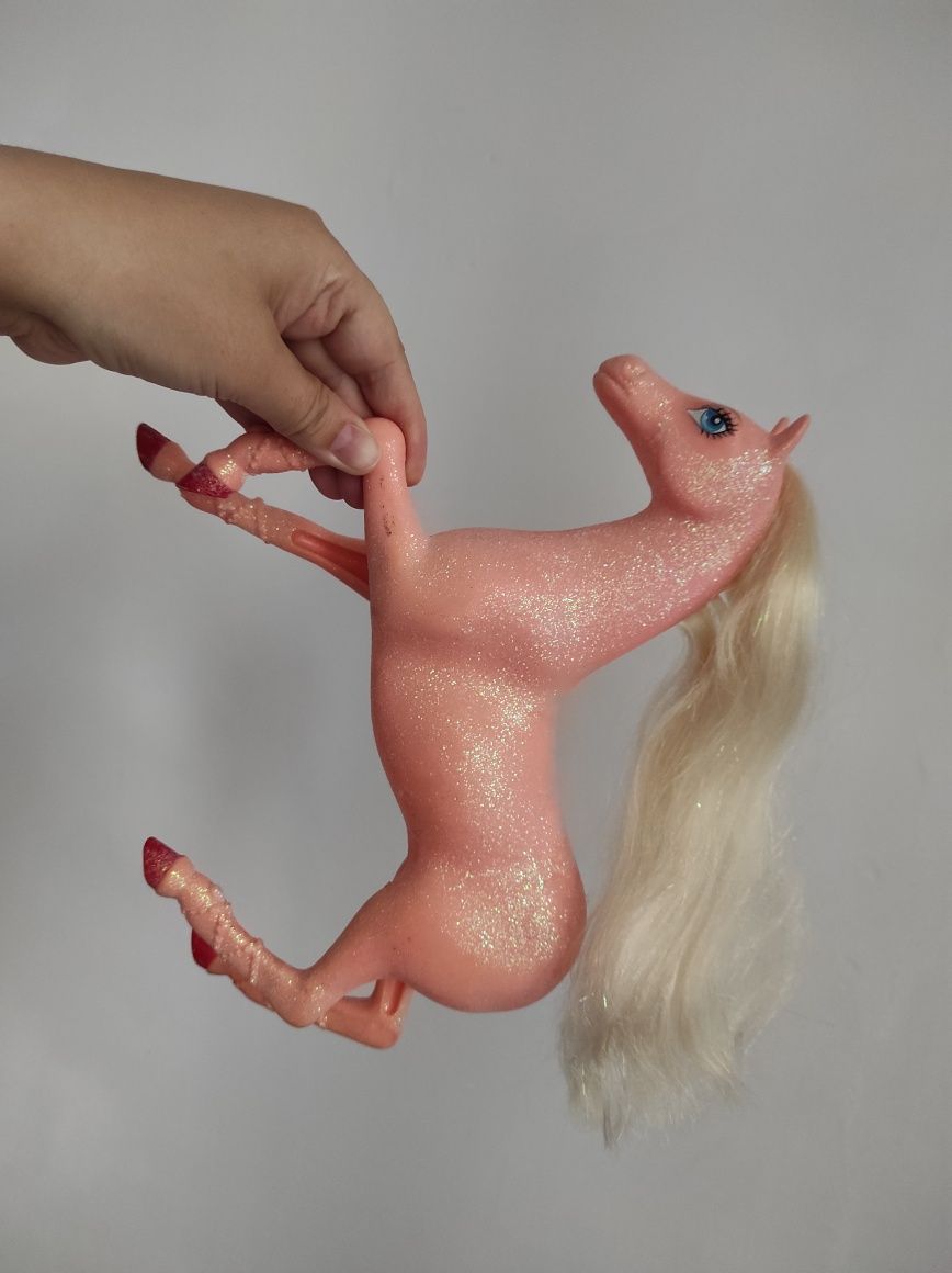 Лошадь для куклы Барби