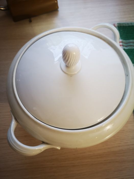 Stara waza z porcelany PRL śr.20 cm