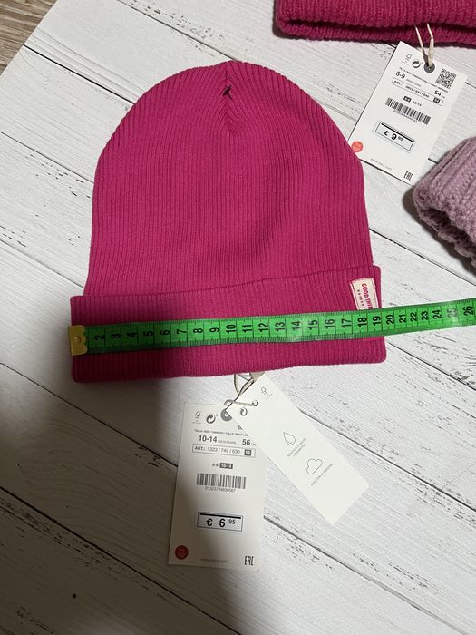 Шапки zara на дівчинку