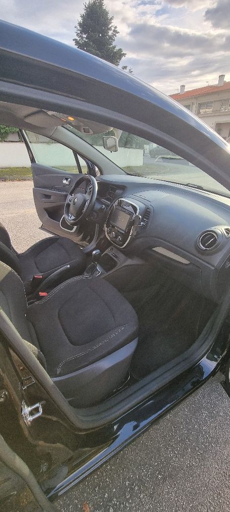 Renault Captur 1.5 dCI Exclusive EDC