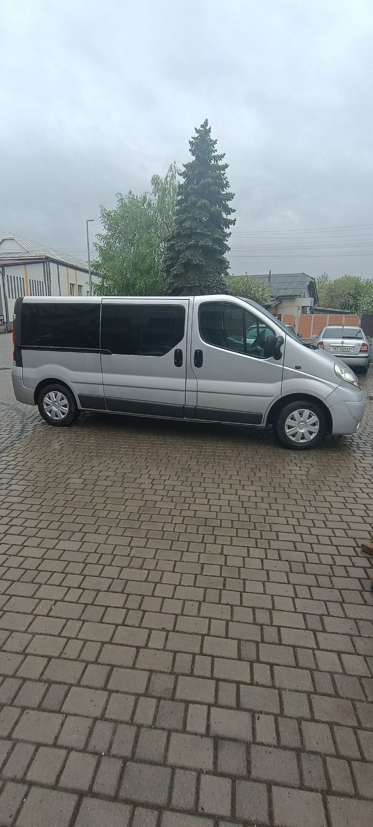 Продам OPEL VIVARO 2014