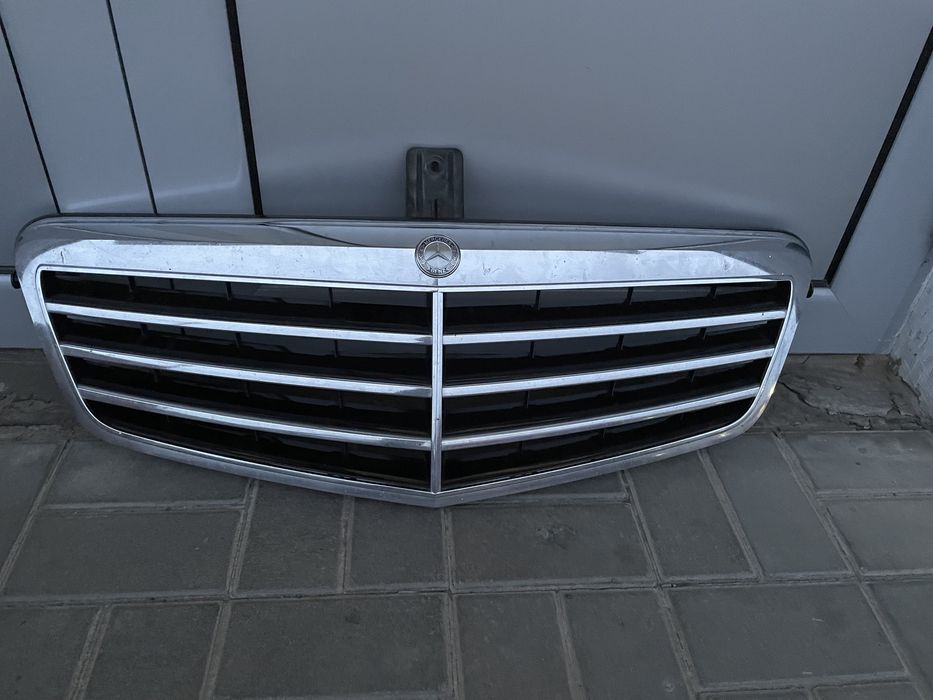 Капот решетка mercedes ML w163 w204 w211 w203 w164 w212