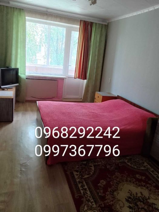 1-ком. чистая  посуточно, почасово. Р-н  паркШевченка