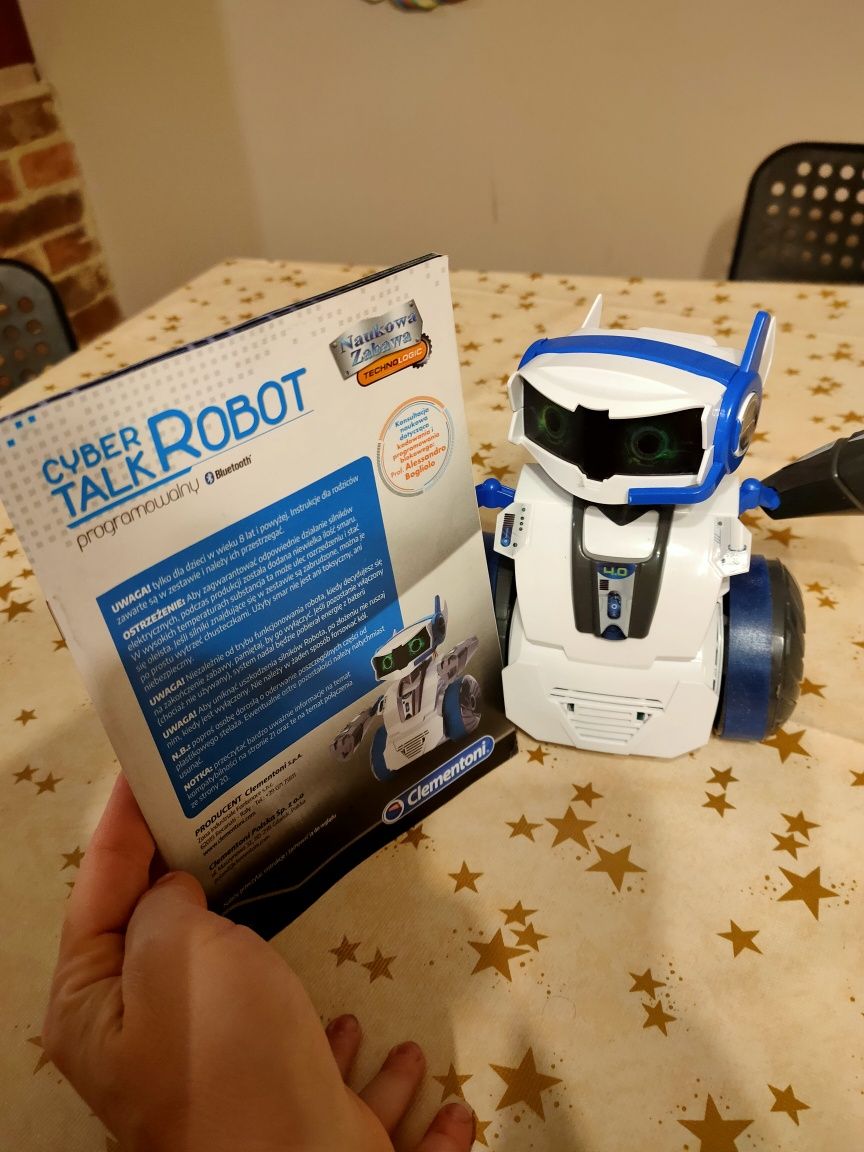 Cyber Talk Robot programowalny