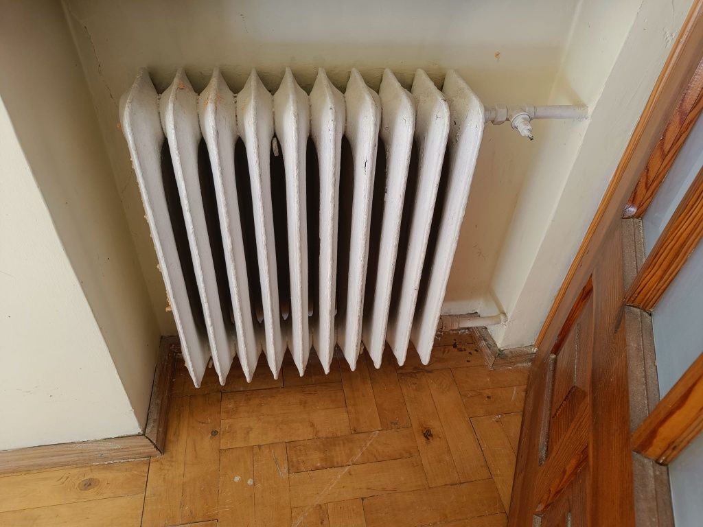 Grzejniki żeliwne stalowe aluminiowe w bardzo dobrym stanie ozdobne