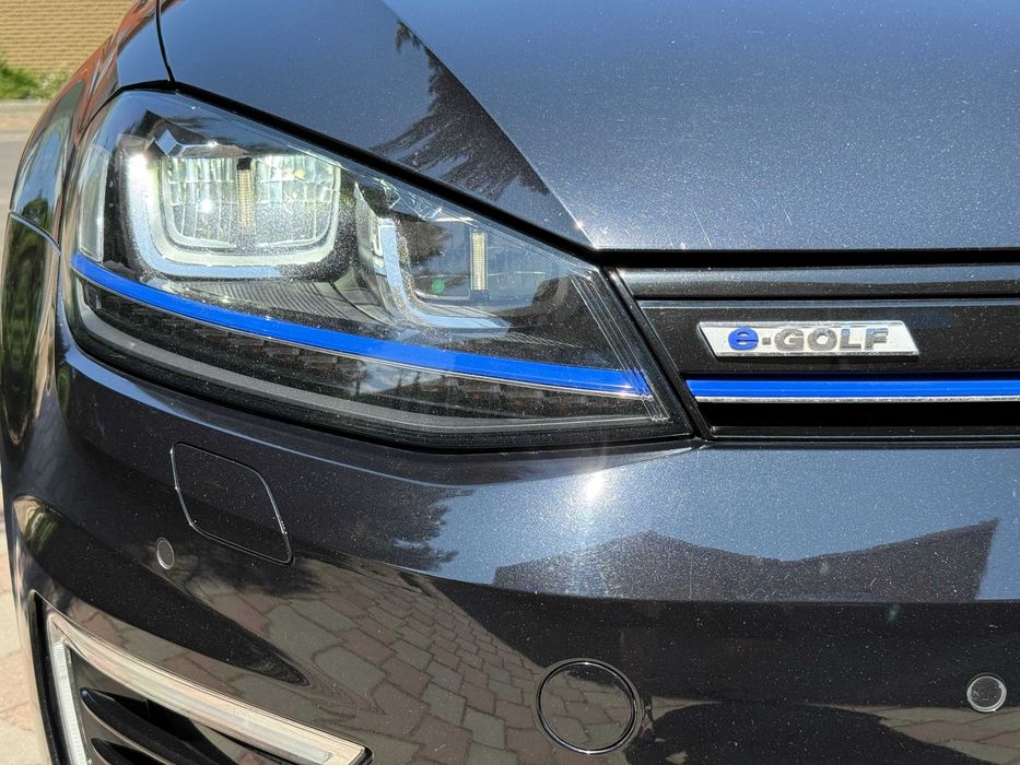 Продам VOLKSWAGEN e-Golf 24кв Електро