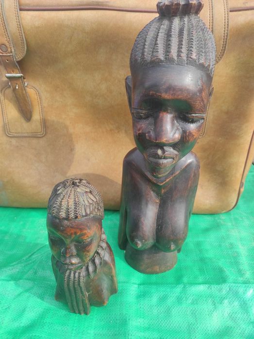Conjunto de estatuetas africanas originais