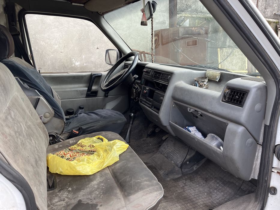 Volkswagen Transporter T4 2.4