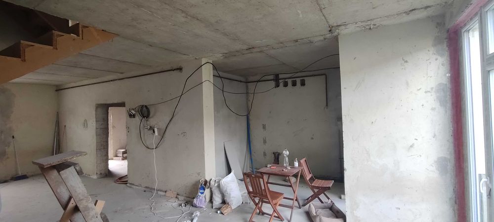 Котедж 122 м2 готовий до ремонту