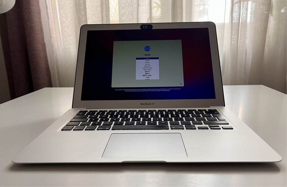 Apple MacBook Air 13-calowy 8GB/128GB