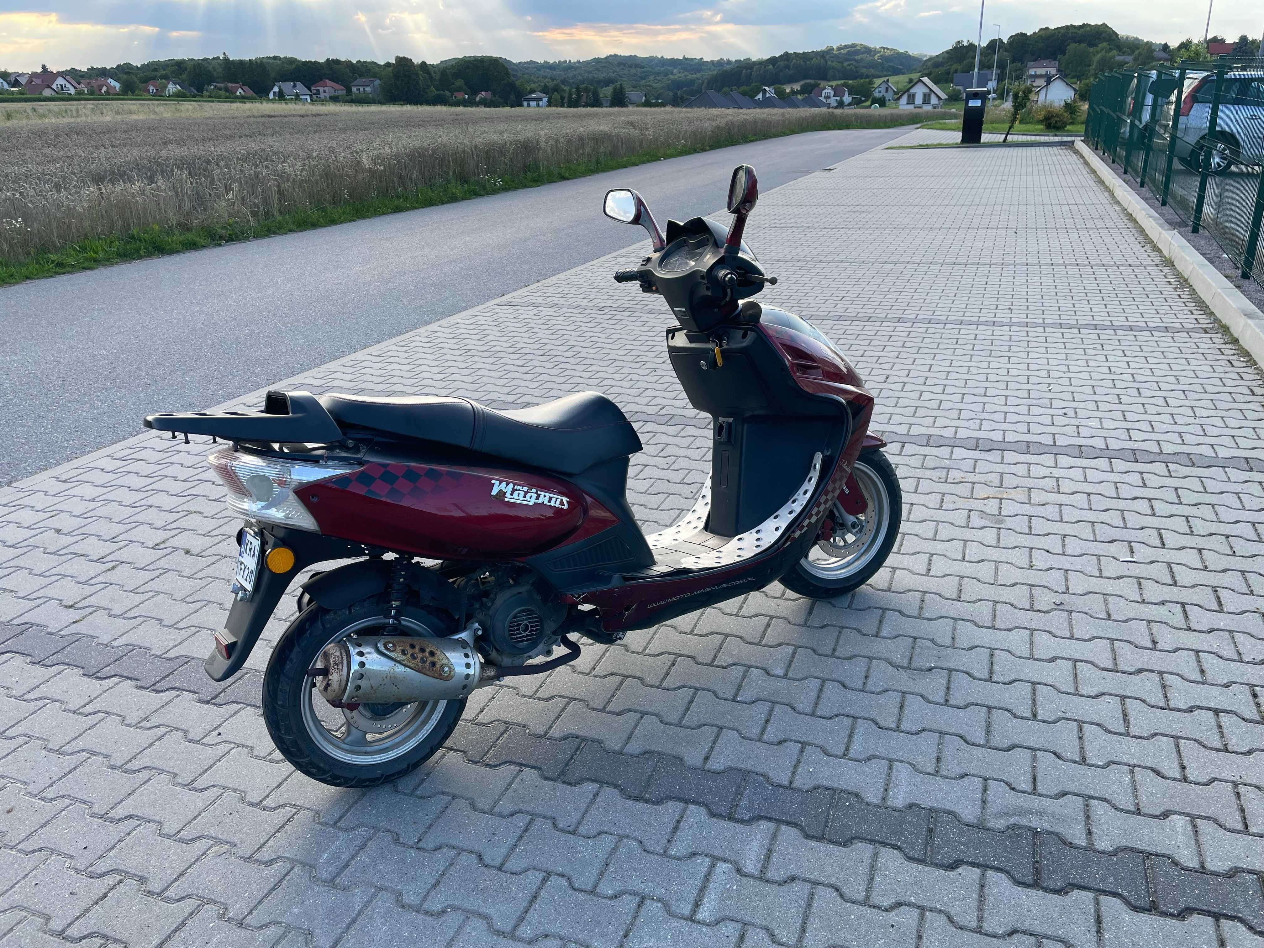Skuter Motomagnus