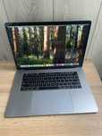 MacBook Pro 15 Intel Core i7 16 ГБ 250 ГБ SSD  2018