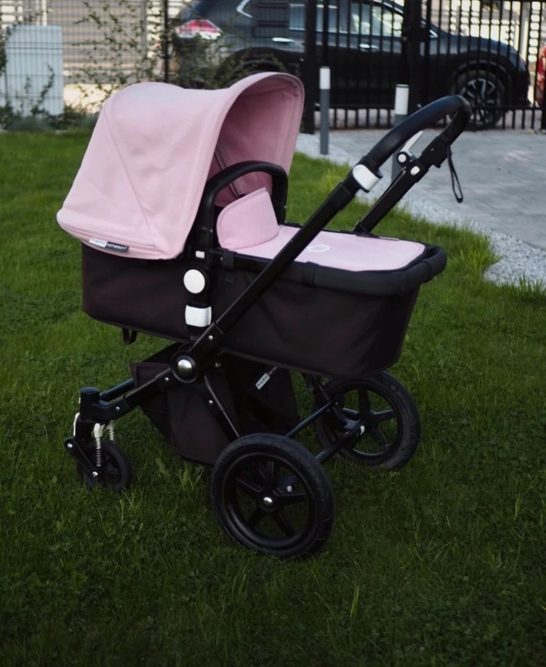 Bugaboo Cameleon 3 różowy gondola +  spacerówka, folia, adaptery