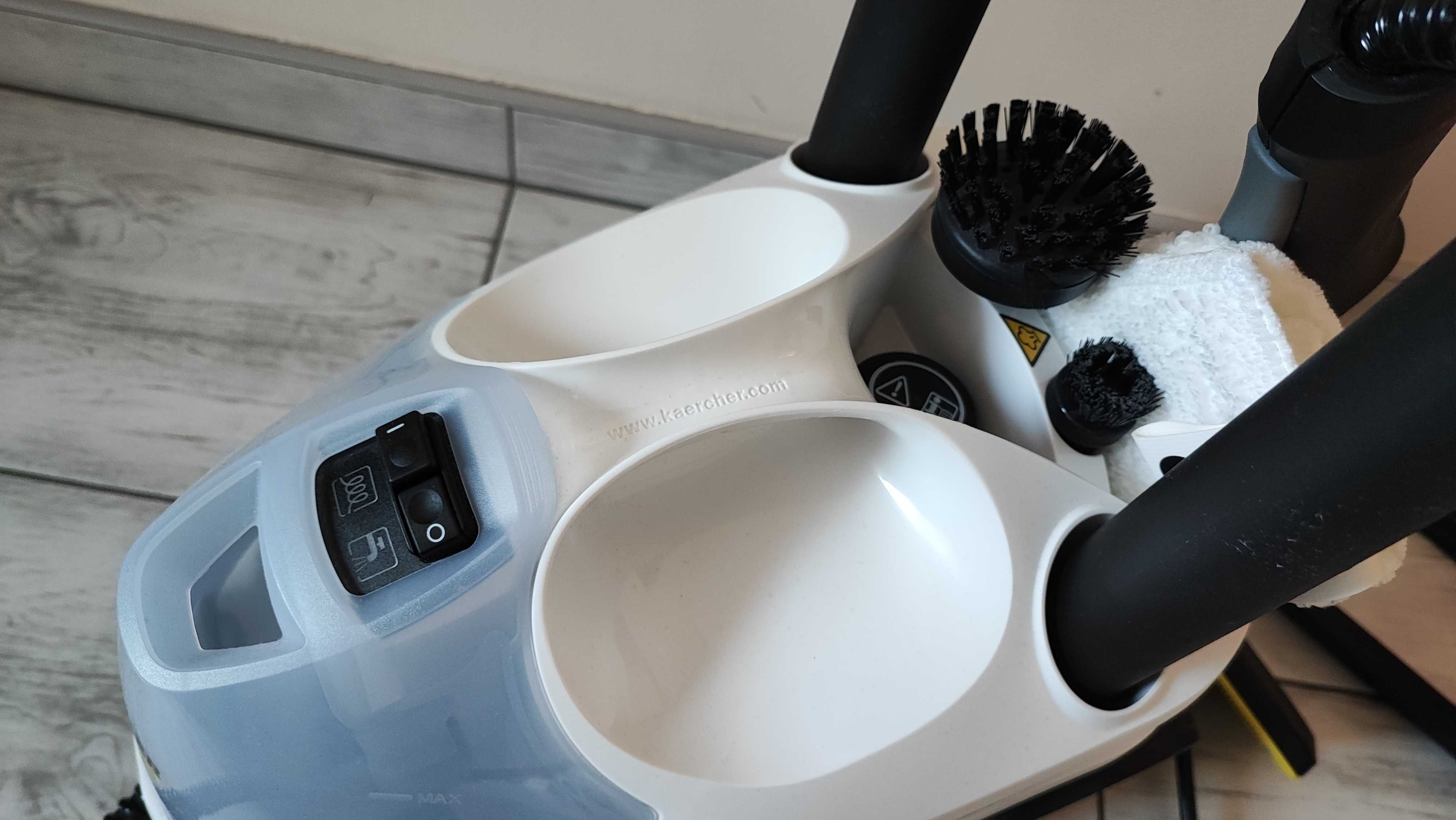 Sprzedam używaną parownicę KARCHER SC 4 EasyFix Premium