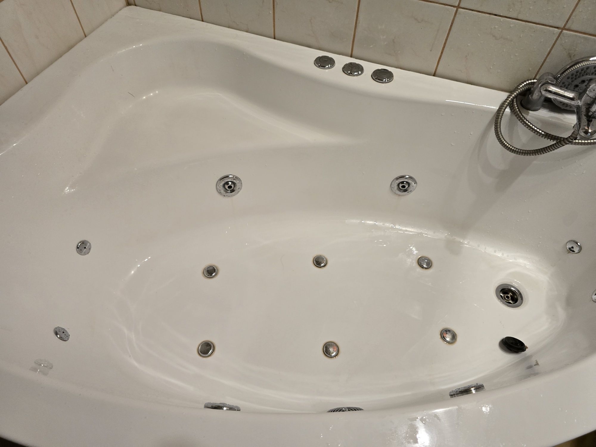 Wanna z hydromasażem