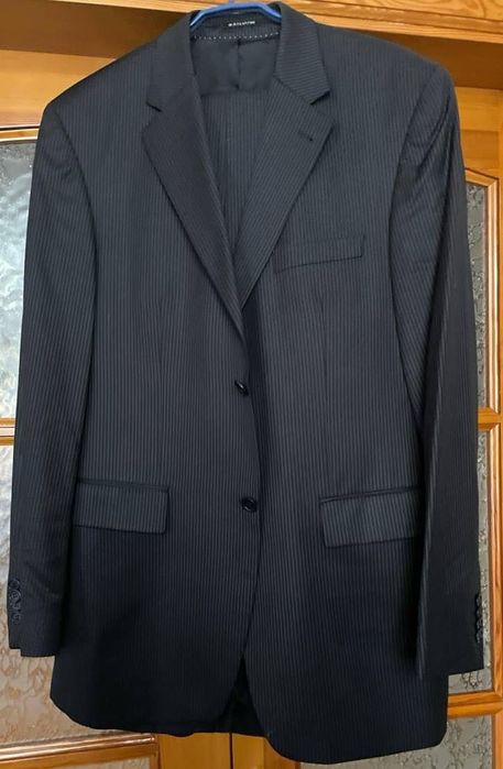 Чоловічий костюм Salvatini - 54р. (100% вовна) - практично новий