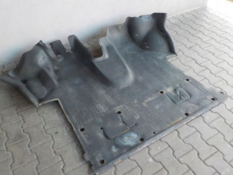 VW T5 WYKŁADZINA PRZÓD PRZEDNIA PODŁOGA GUMA