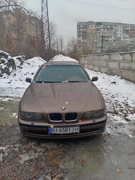 Продам бмв 520 е39.