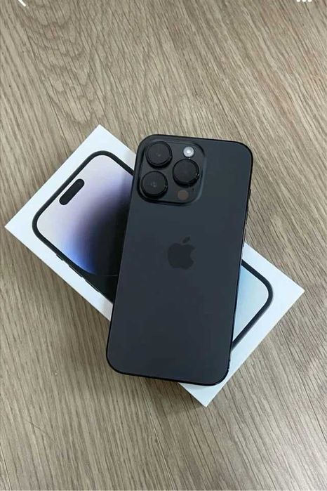 Apple iPhone 16 Pro 6.3" 1TB Black Titanium