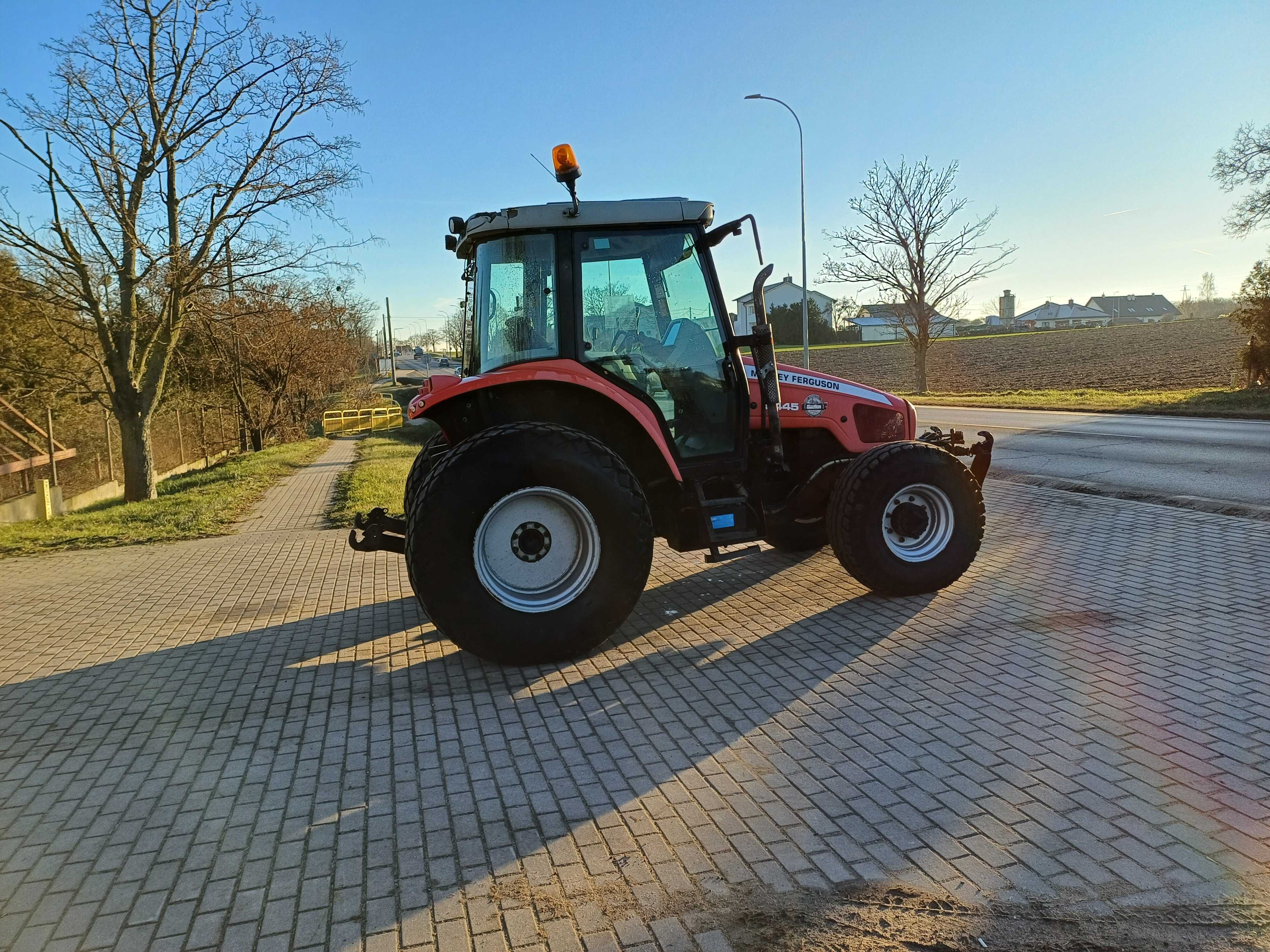 Ciągnik Massey Ferguson 5445. 2005 rok . 5700 h. Gotowy do pracy