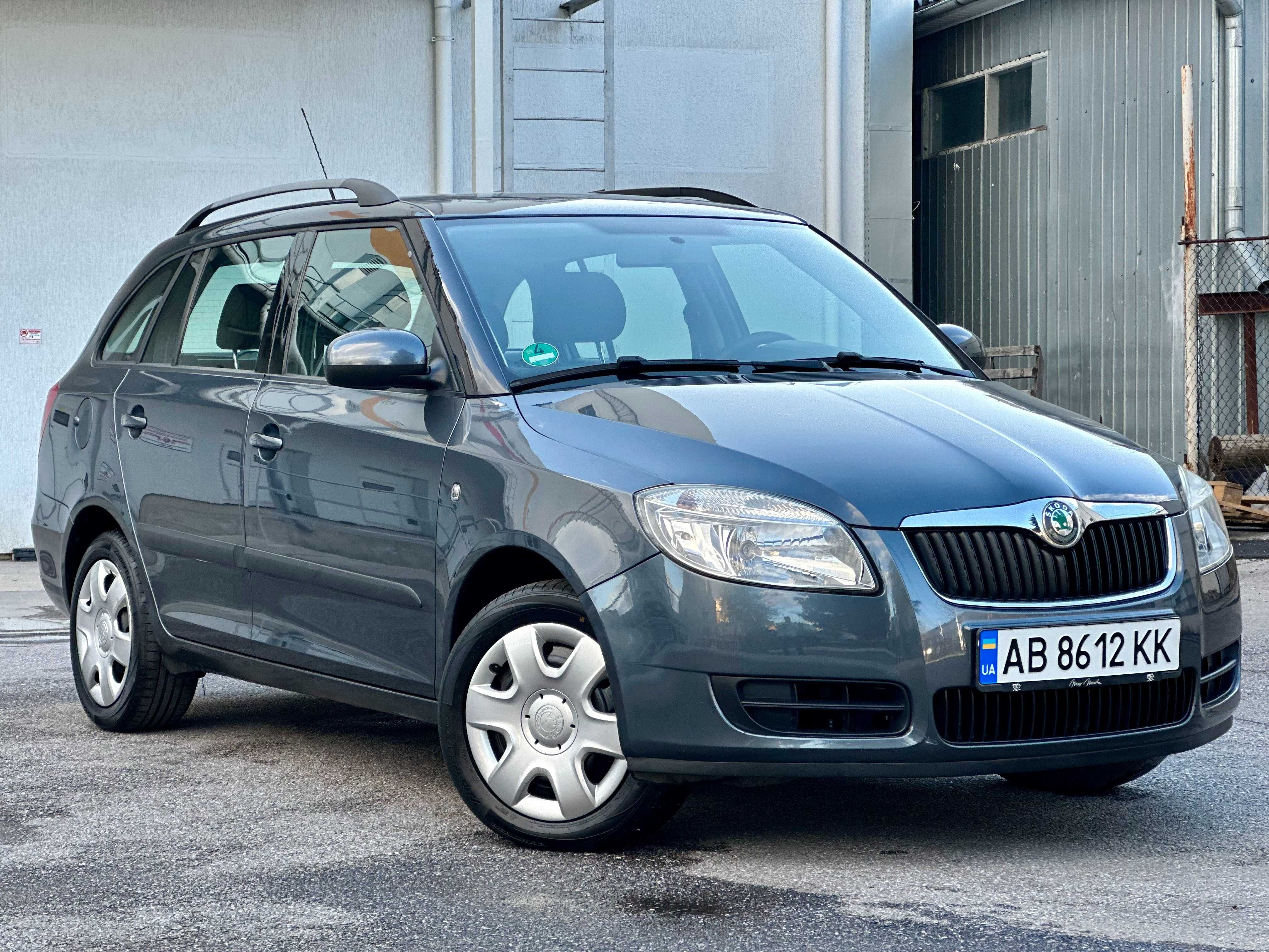 Шкода Фабія Skoda Fabia 1.4MPI Обслужена Свіжопригнана Ідеальний стан!