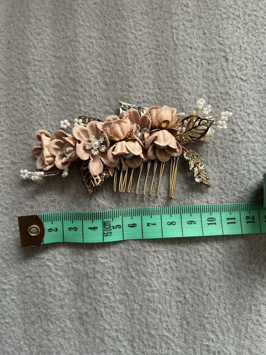 Ozdoba Grzebyk do włosów ślubna róż i złoto koraliki