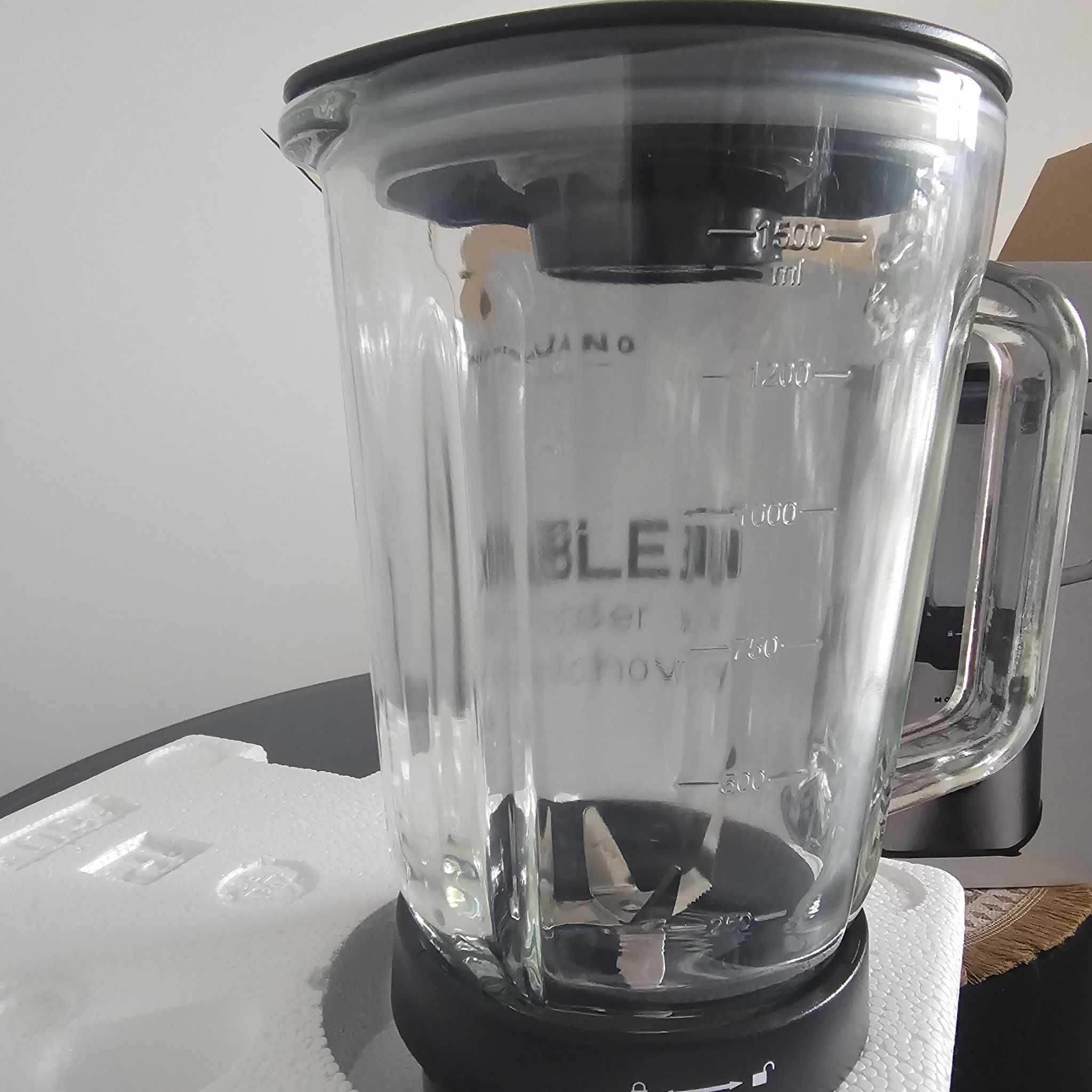 Nowy blender kielichowy 1.5l