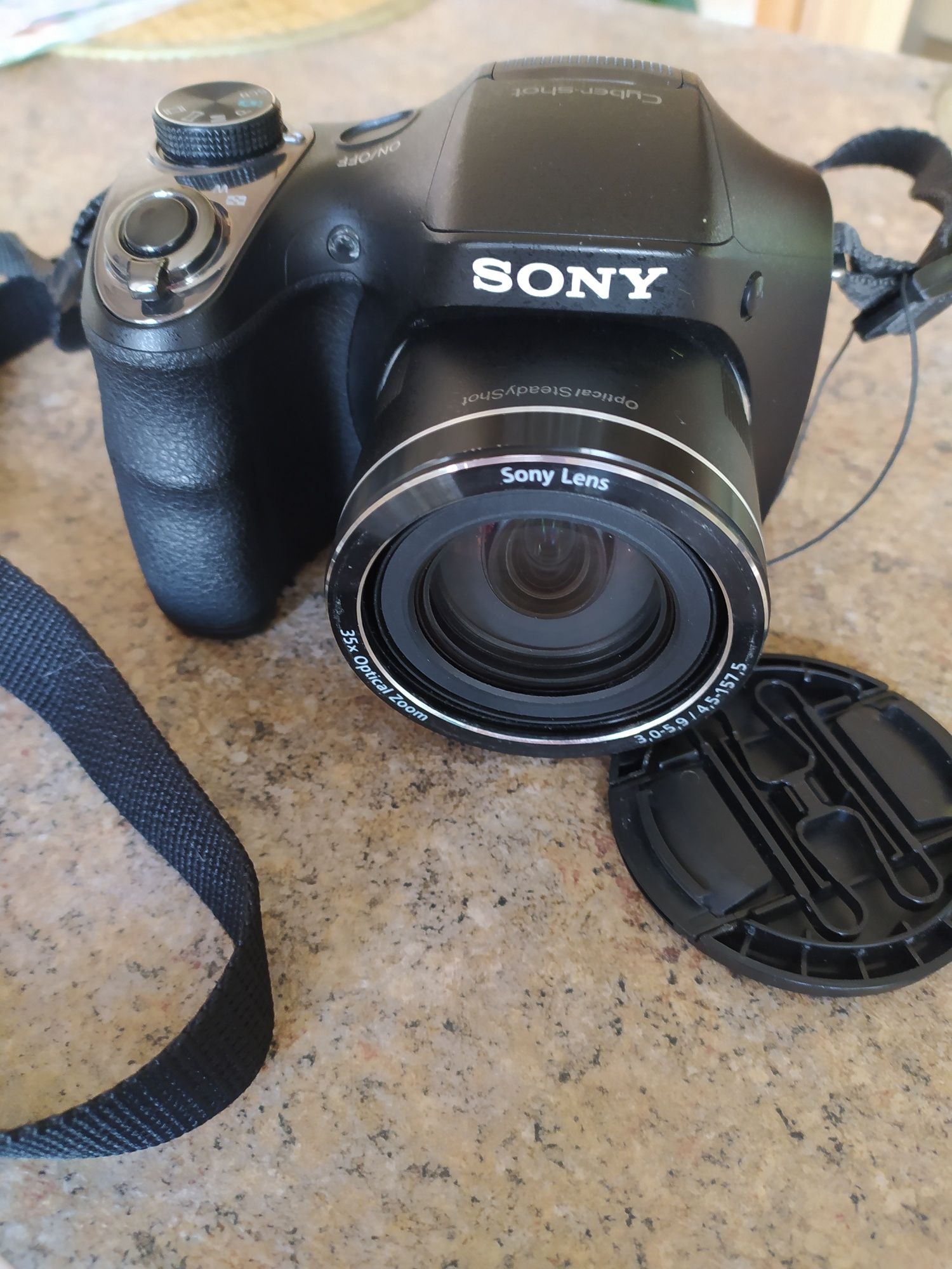Фотоаппарат Sony 20.1 mp.35х зум,zoom